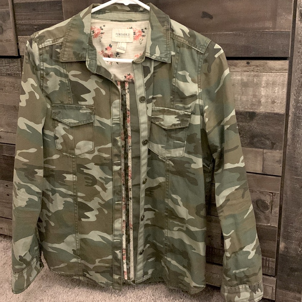 Camouflage long sleeve jacket
